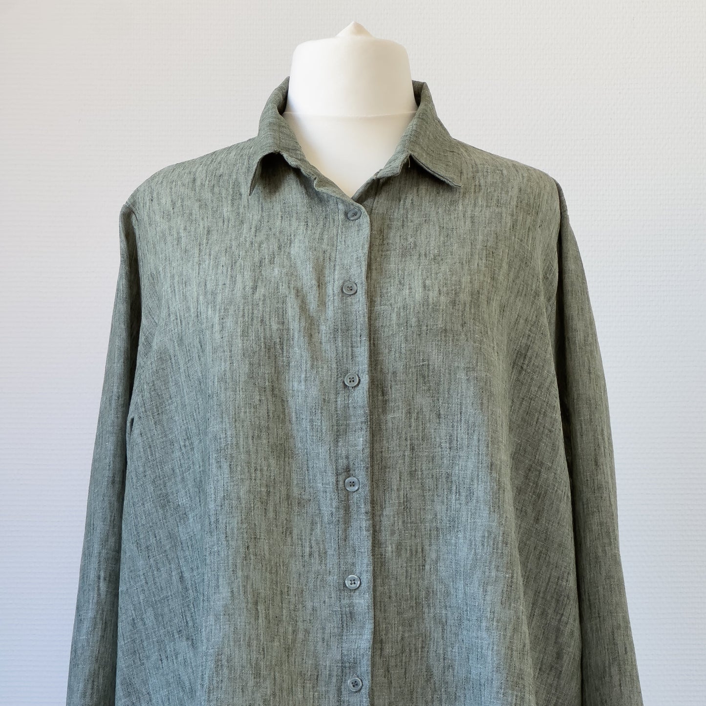 CHEMISE VERTE L'indisciplinée