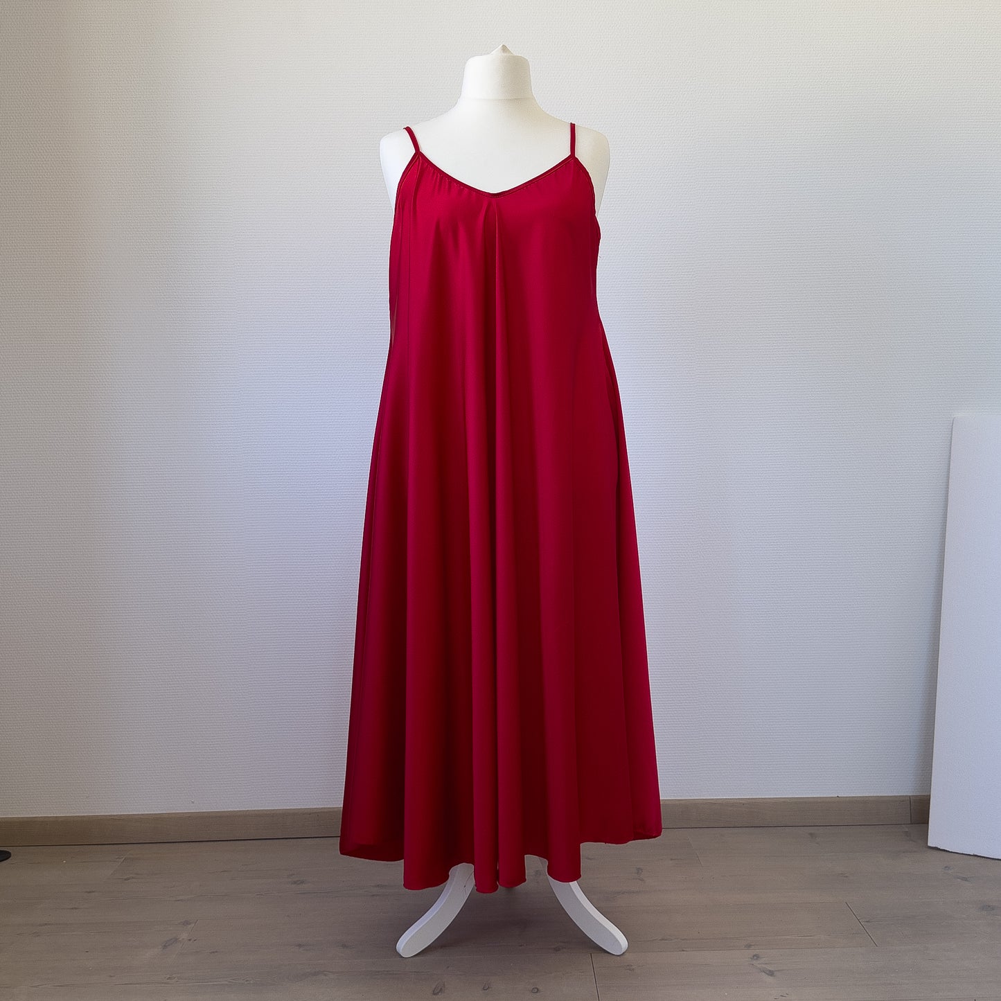ROBE SATINÉE ROUGE