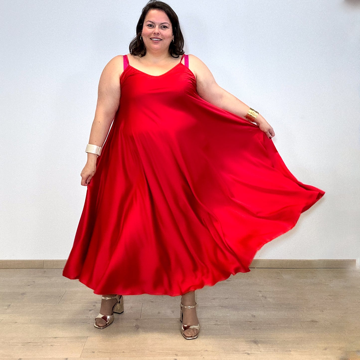 ROBE SATINÉE ROUGE