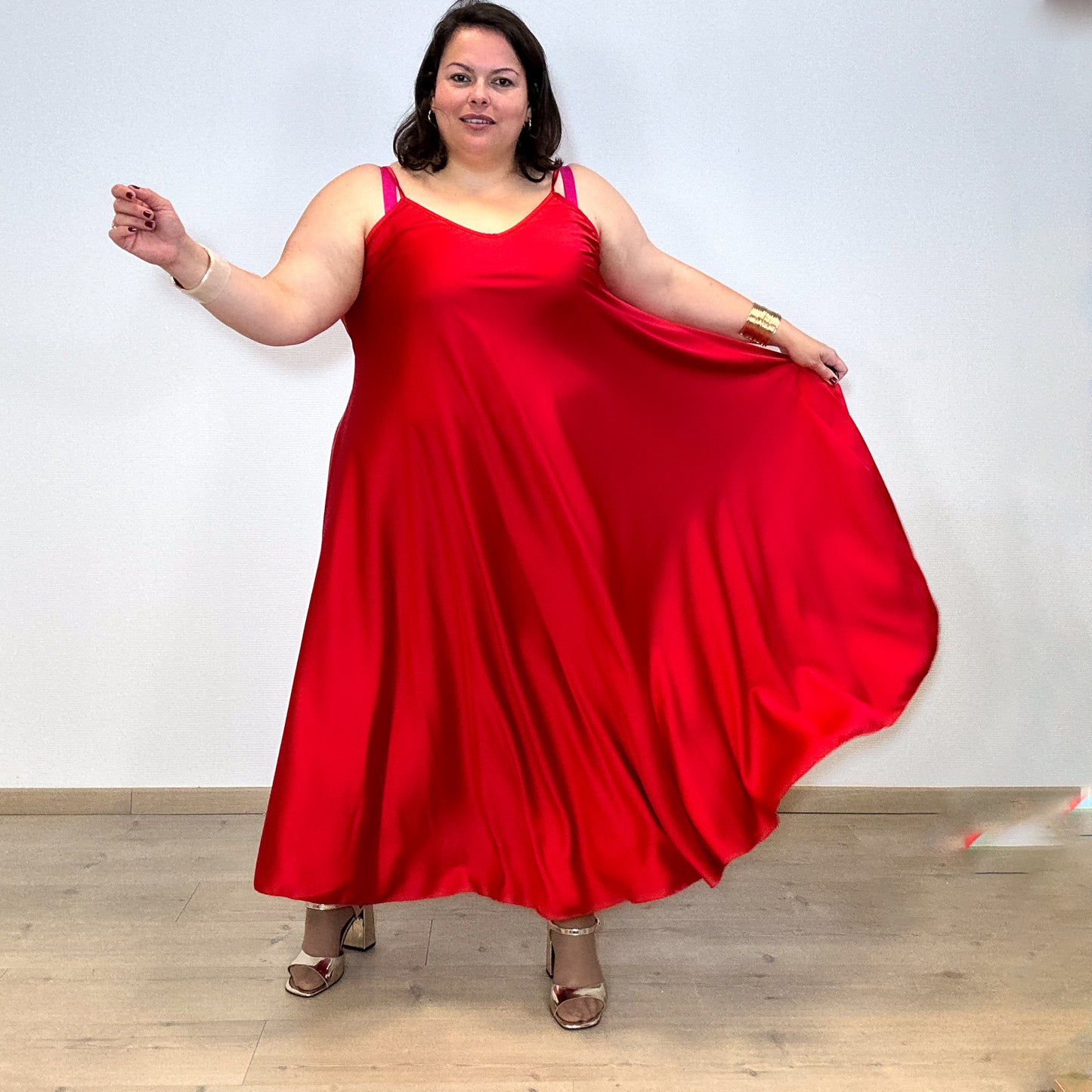 ROBE SATINÉE ROUGE