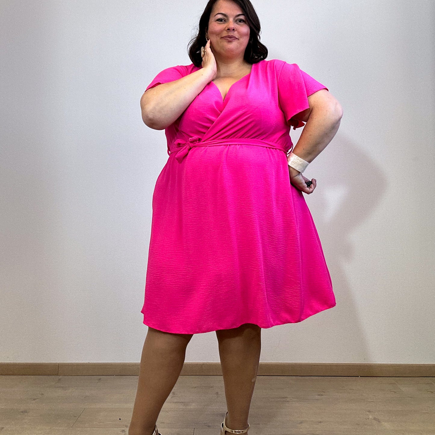 ROBE CACHE-COEUR FUSCHIA