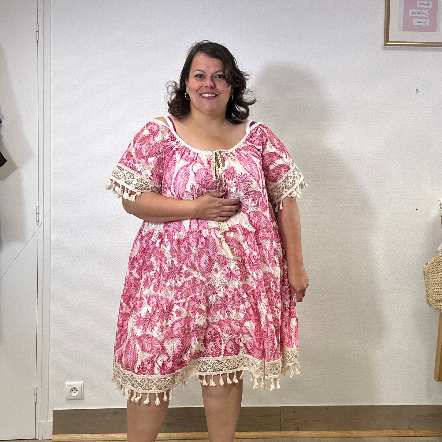 ROBE DENTELLE BRETELLE