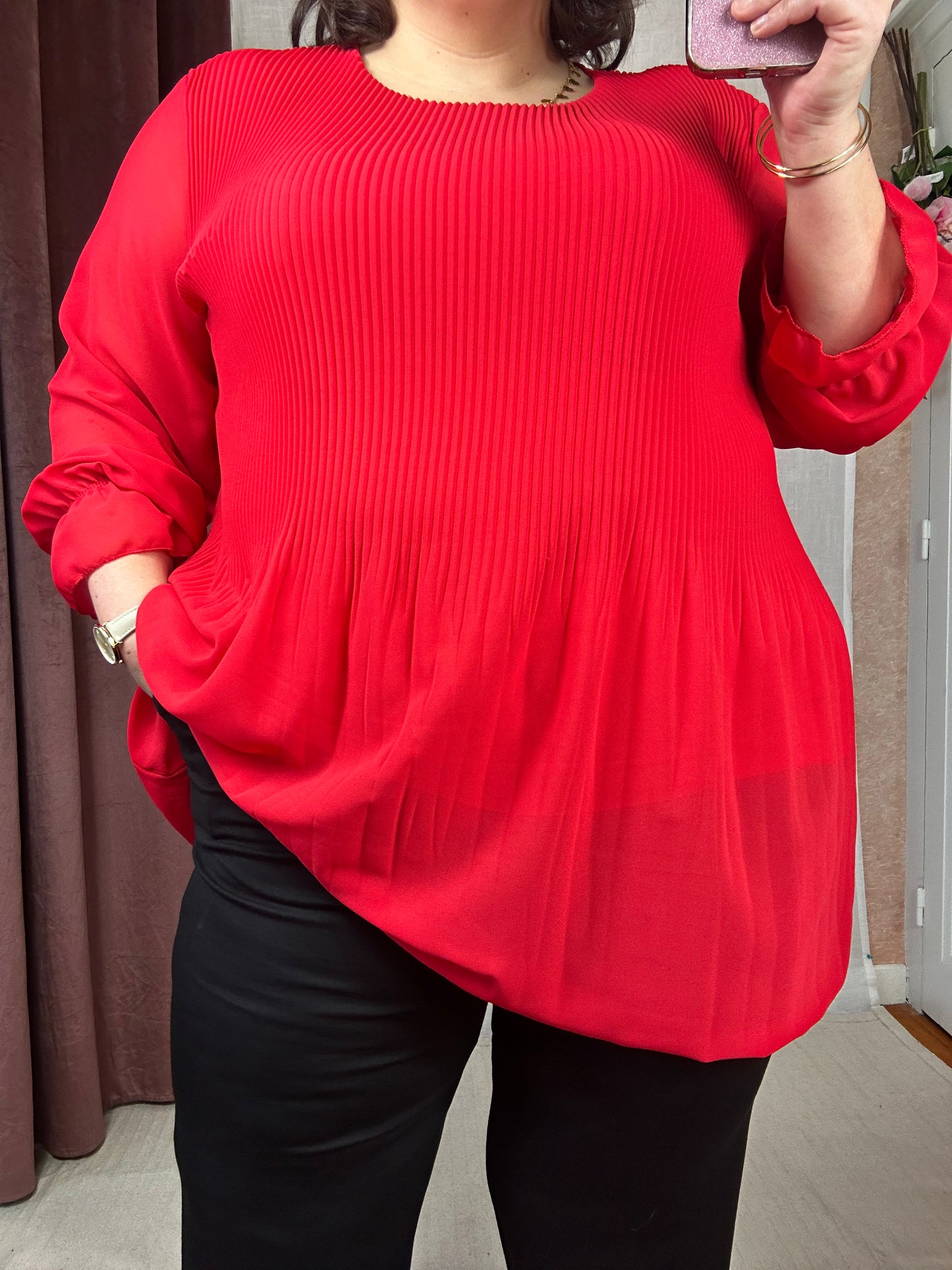 BLOUSE ROUGE PLISSÉE