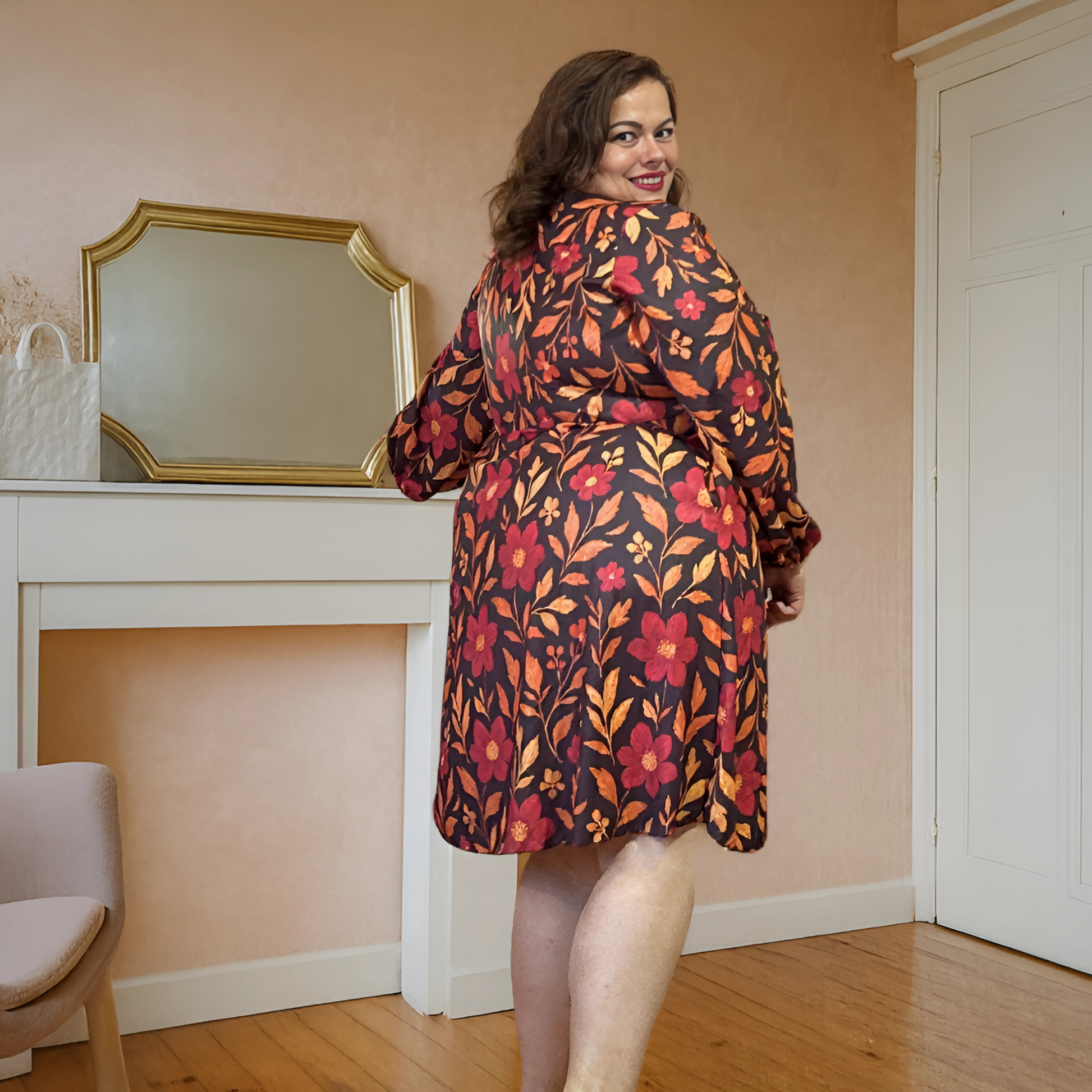ROBE CACHE-COEUR FLEUR BRODÉES L'indisciplinée