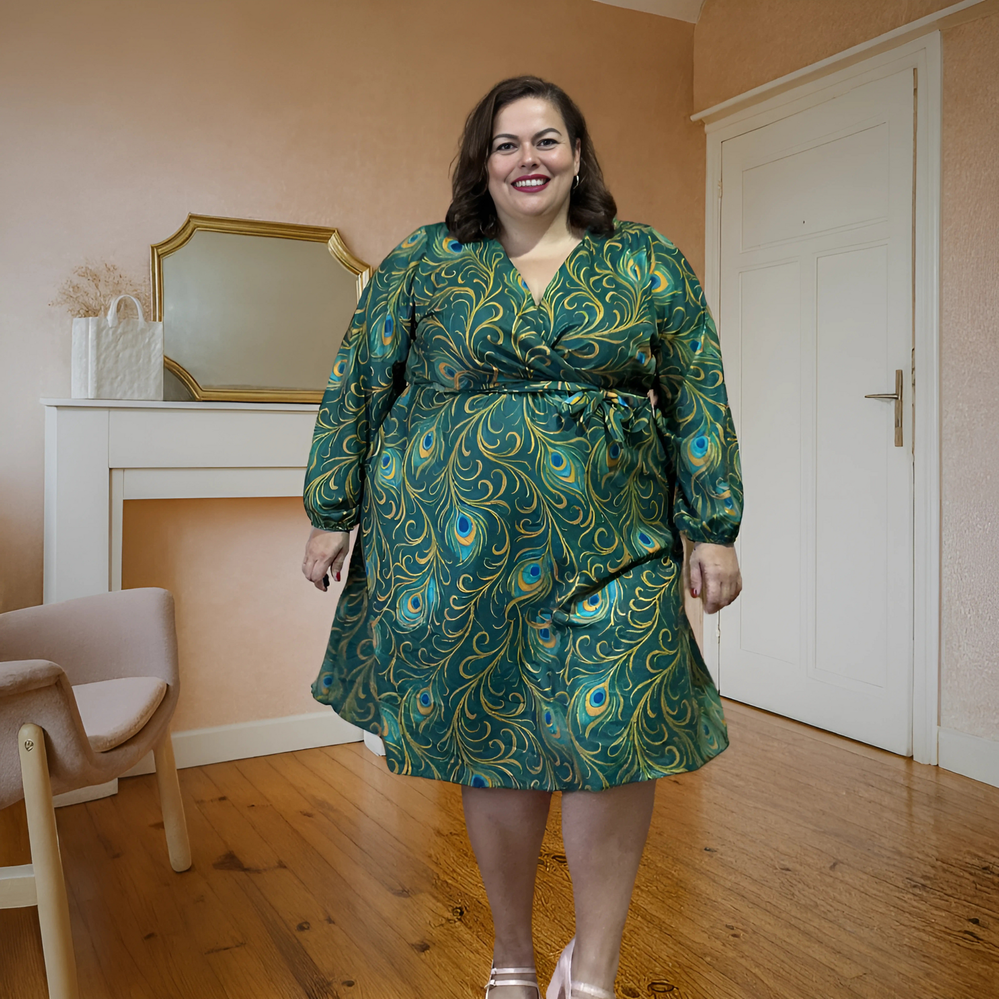 ROBE CACHE-COEUR PEACOCK L'indisciplinée