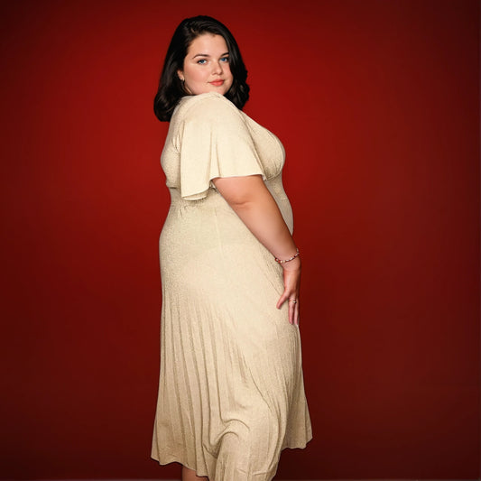 ROBE SETTANTADUE DORÉE L'indisciplinée