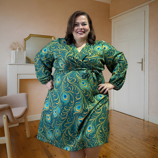 ROBE CACHE-COEUR PEACOCK L'indisciplinée
