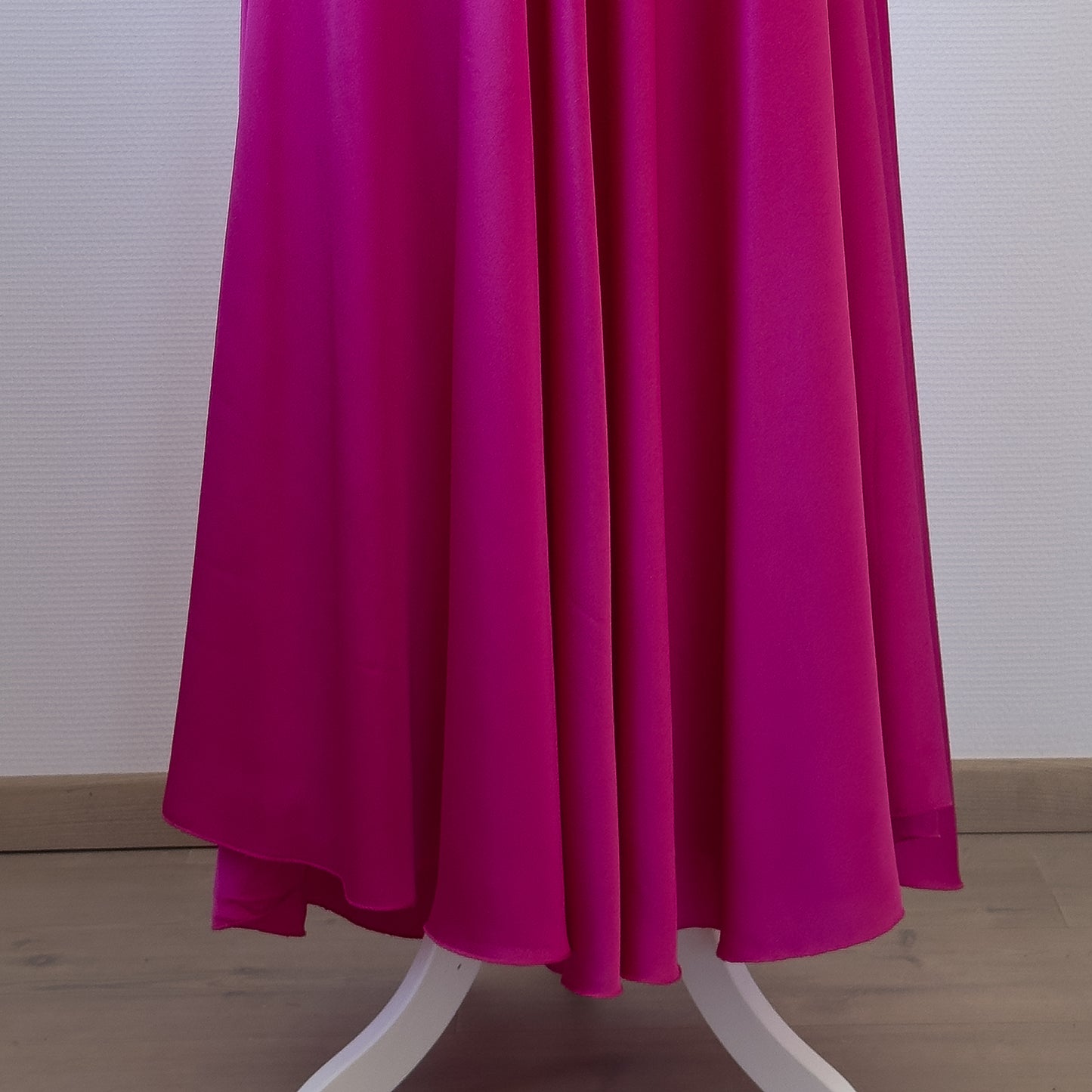 ROBE SATINÉE FUXIA