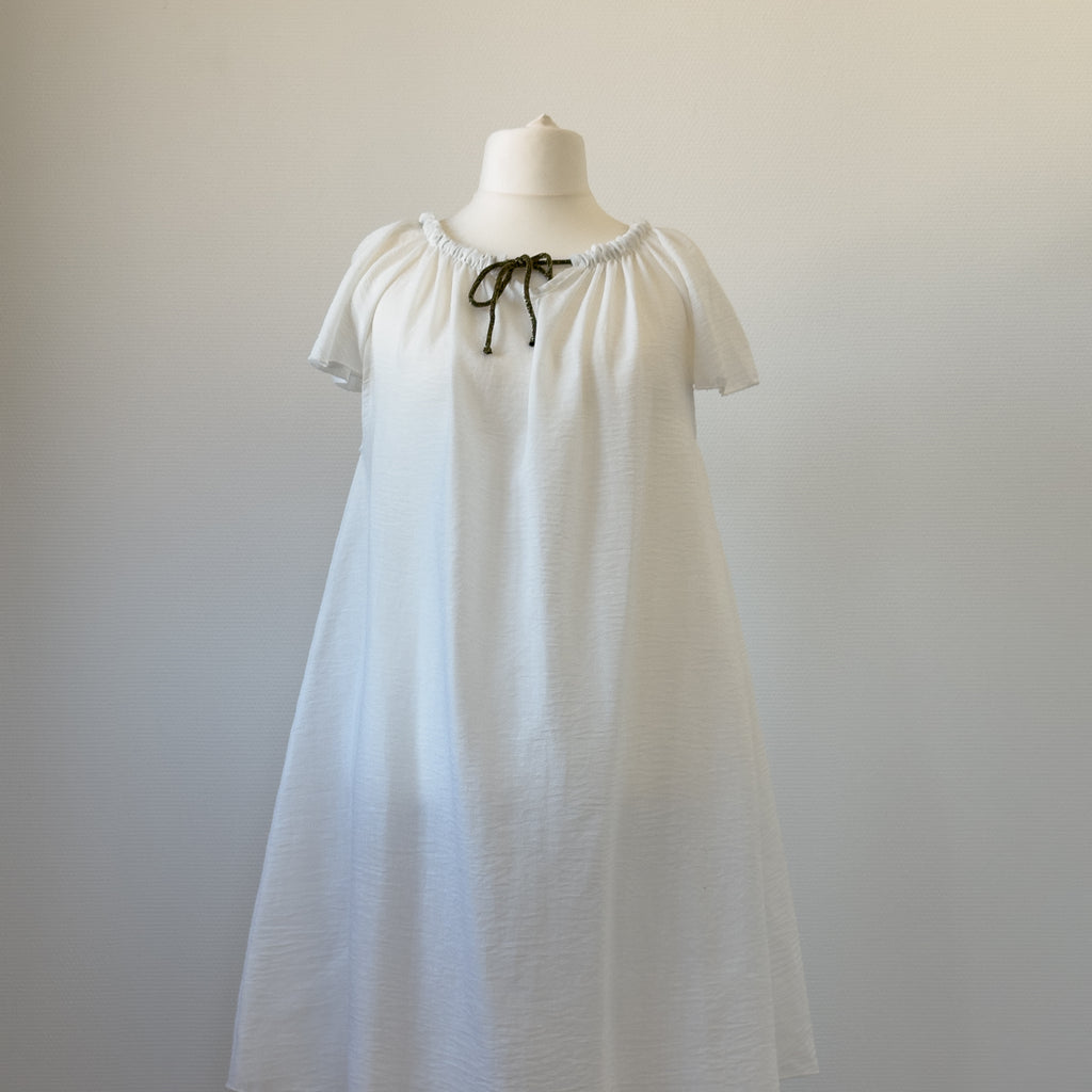 ROBE VISCOSE BLANCHE