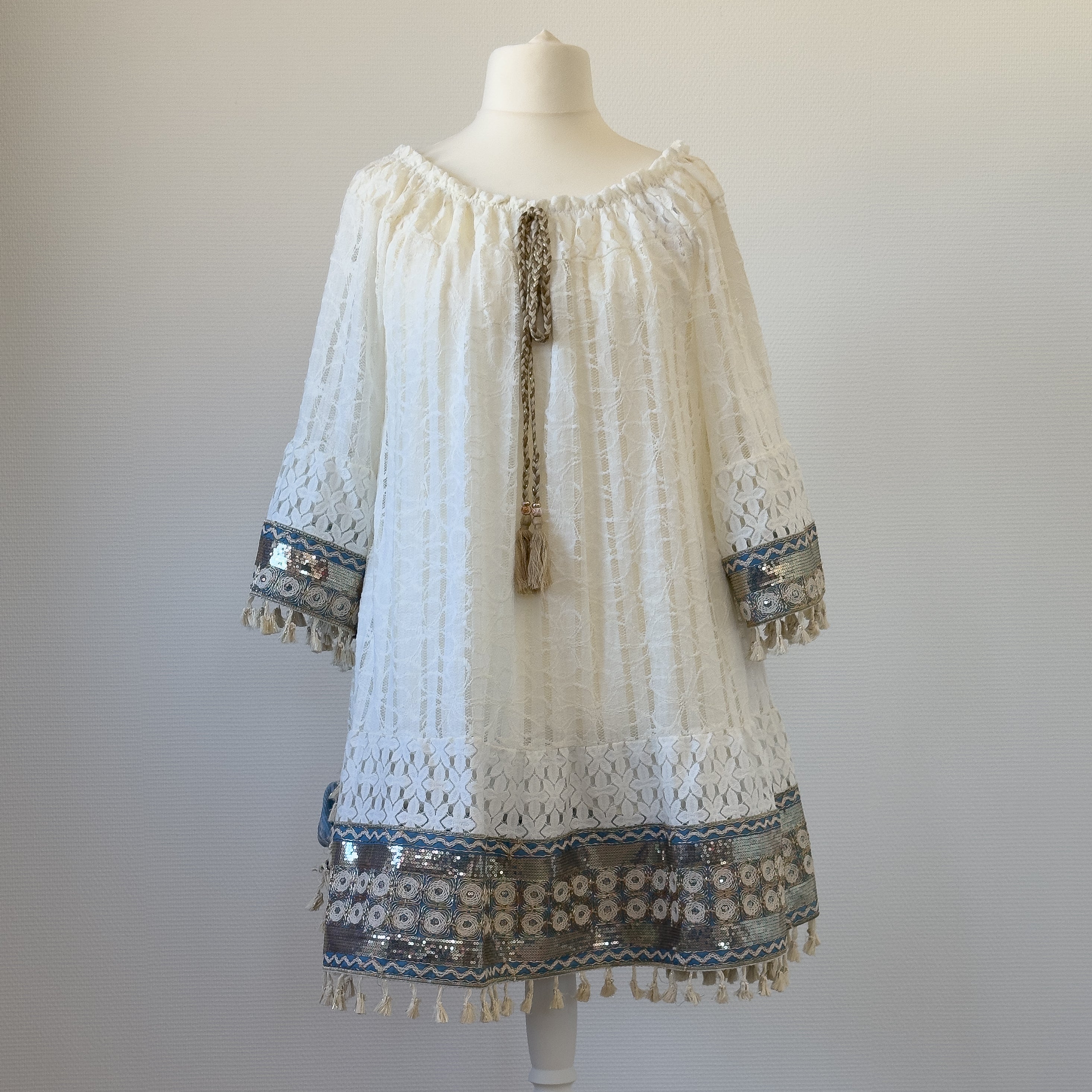ROBE DENTELLE BLANCHE
