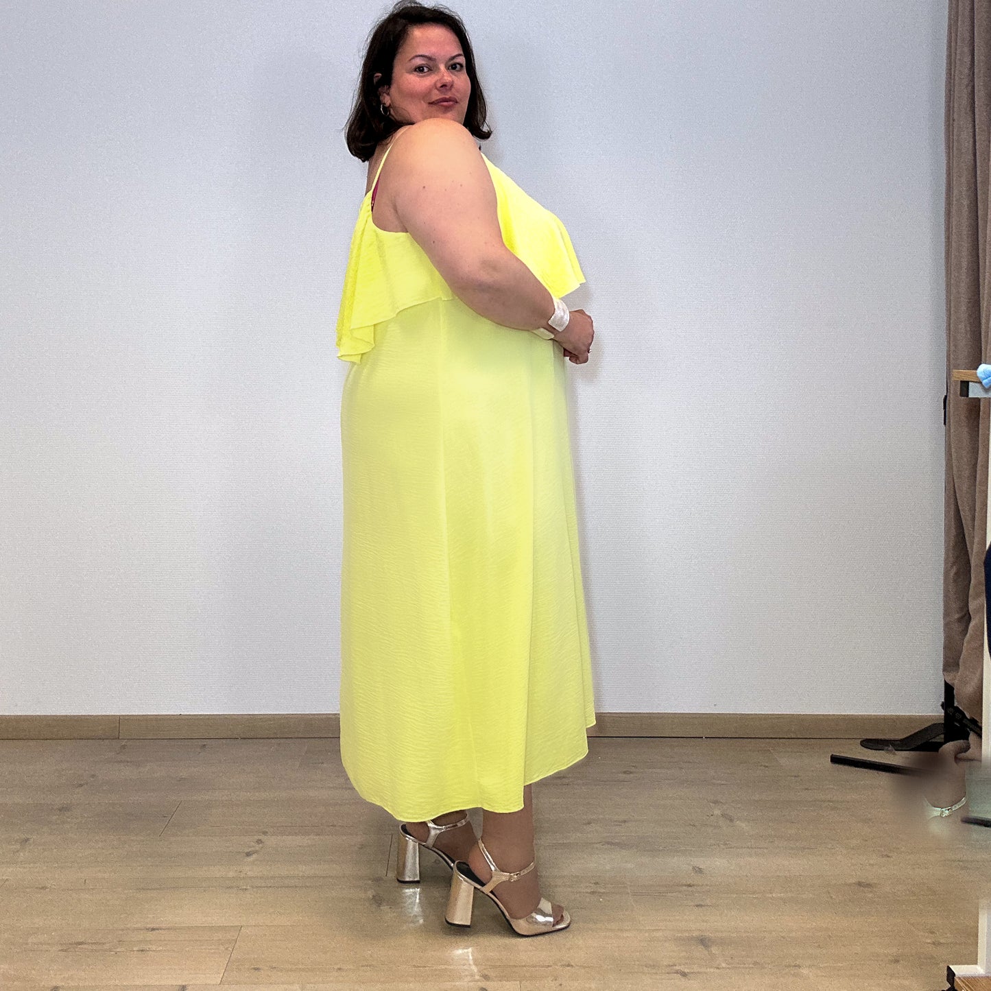 ROBE STRAPPY GIALLO