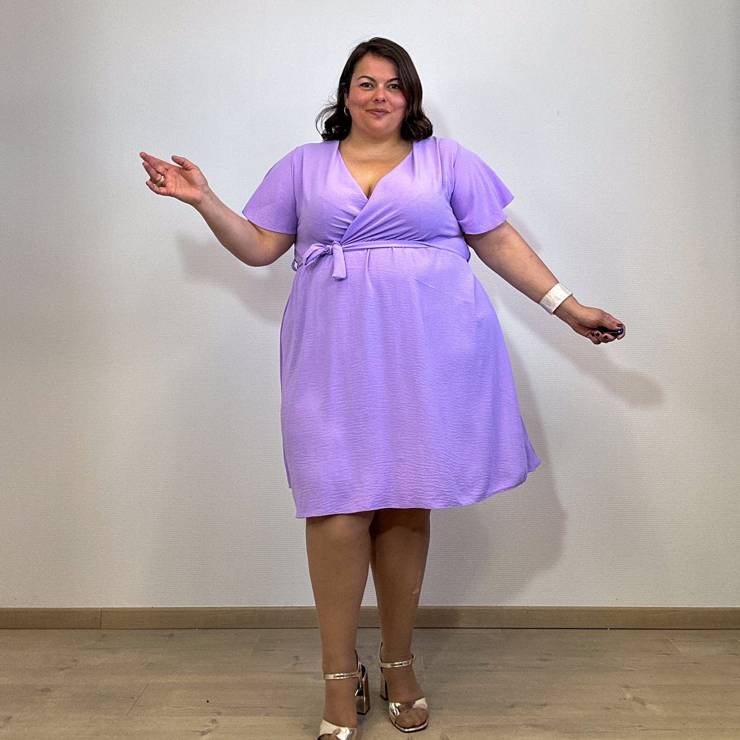 ROBE CACHE-COEUR LILAS L'indisciplinée
