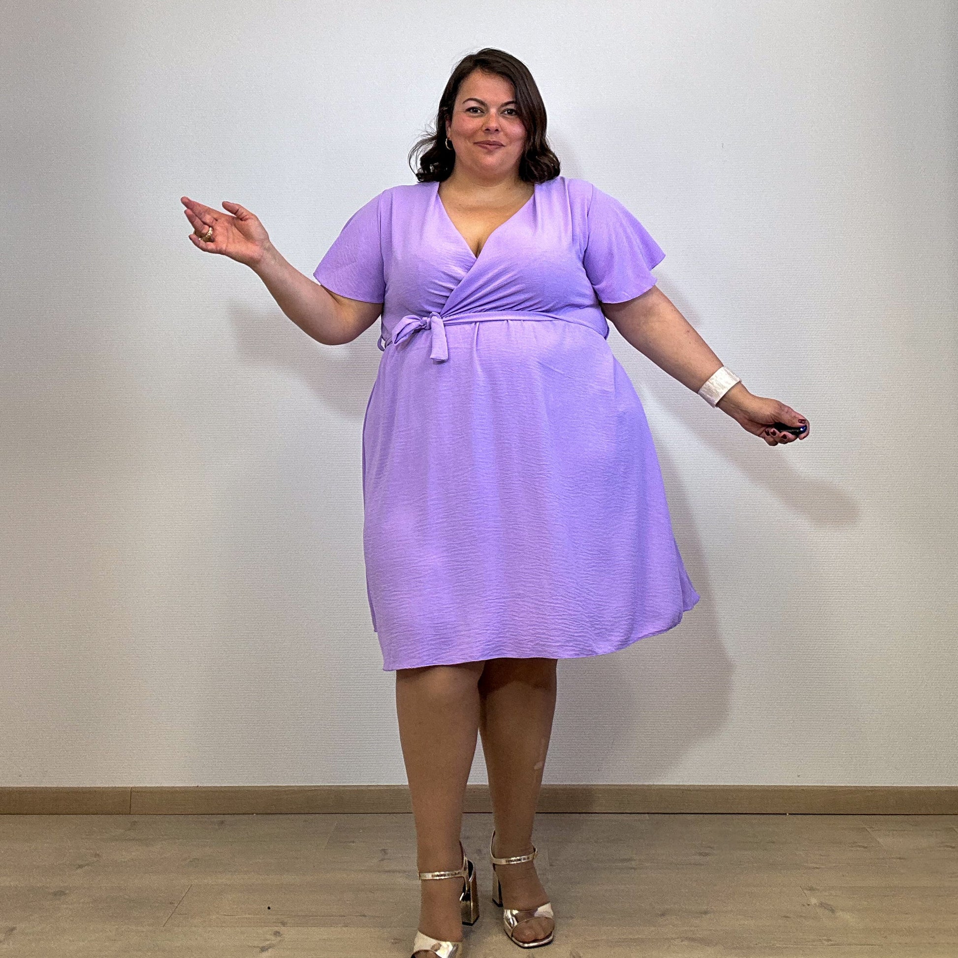 ROBE CACHE-COEUR LILAS L'indisciplinée