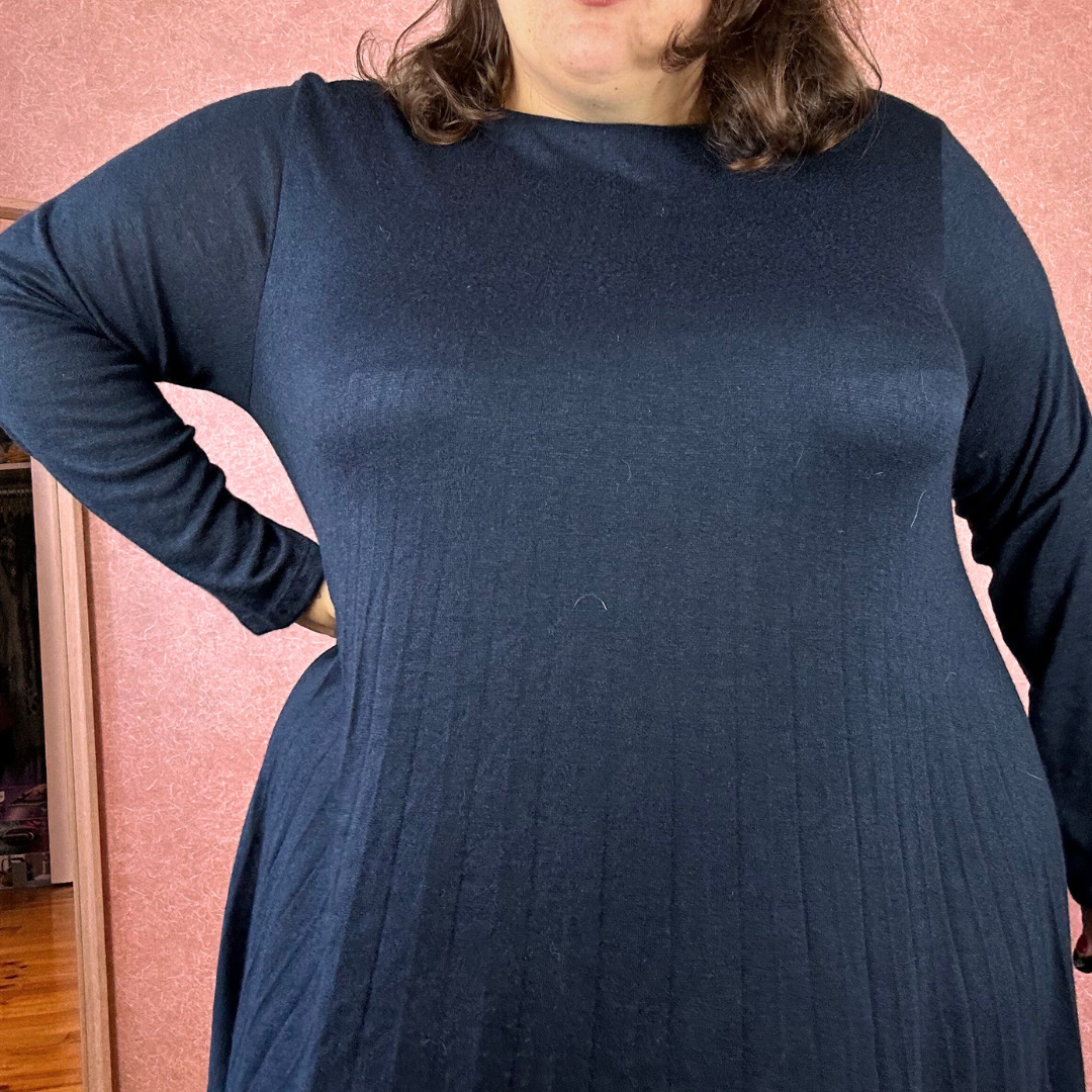 ROBE VISCOSE DOUCE PLISSÉE