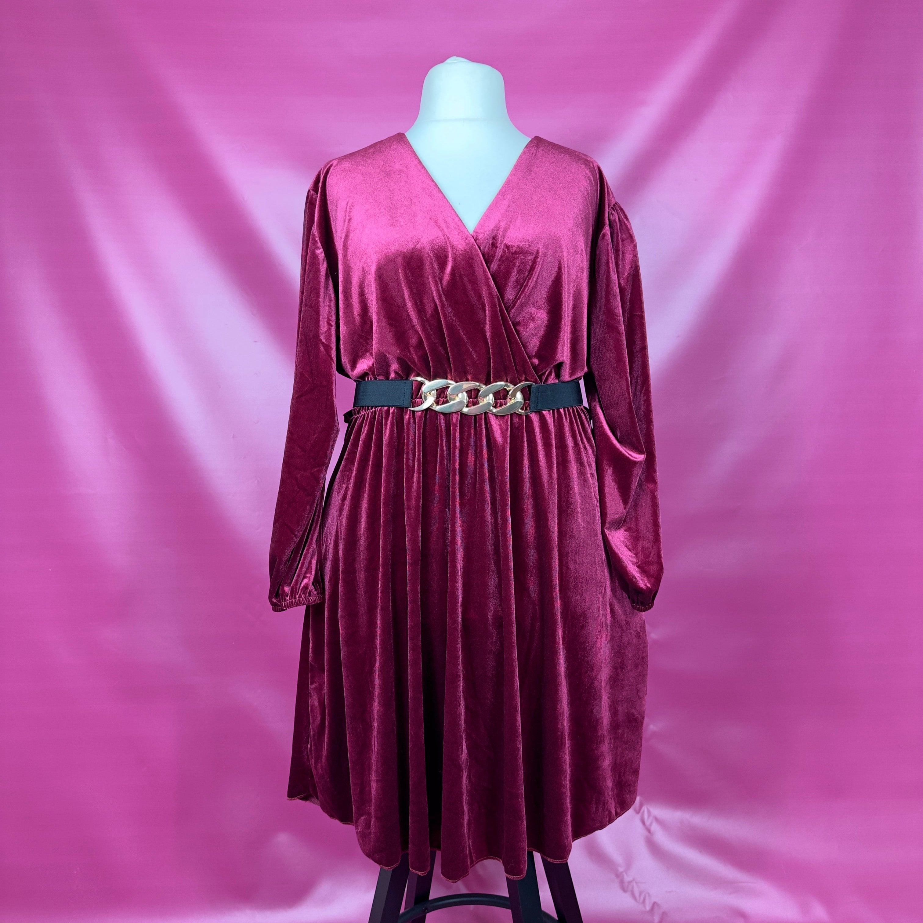 ROBE EN VELOURS ROUGE