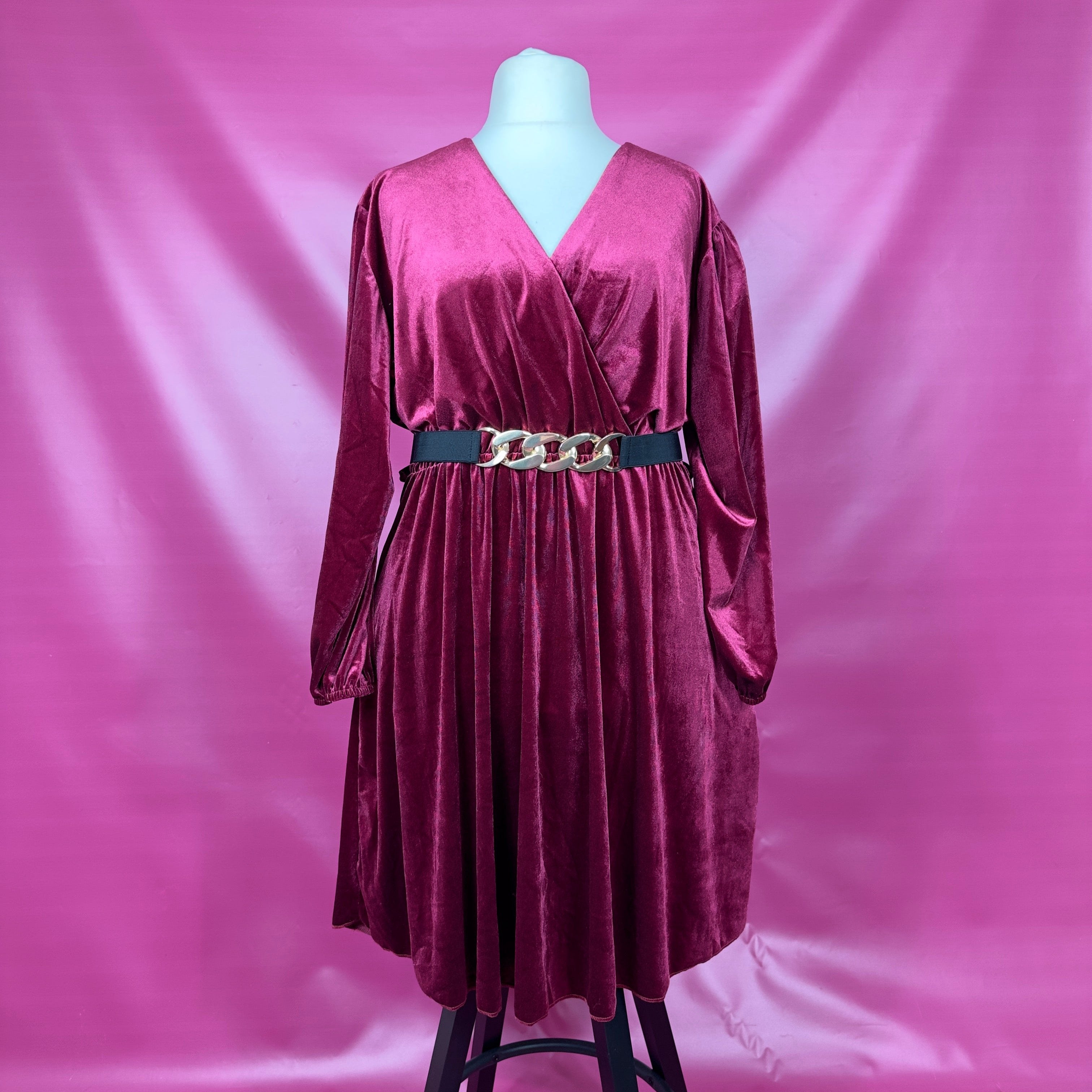 ROBE EN VELOURS ROUGE