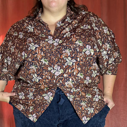 CHEMISE MOTIF FLEURI ET DORURE