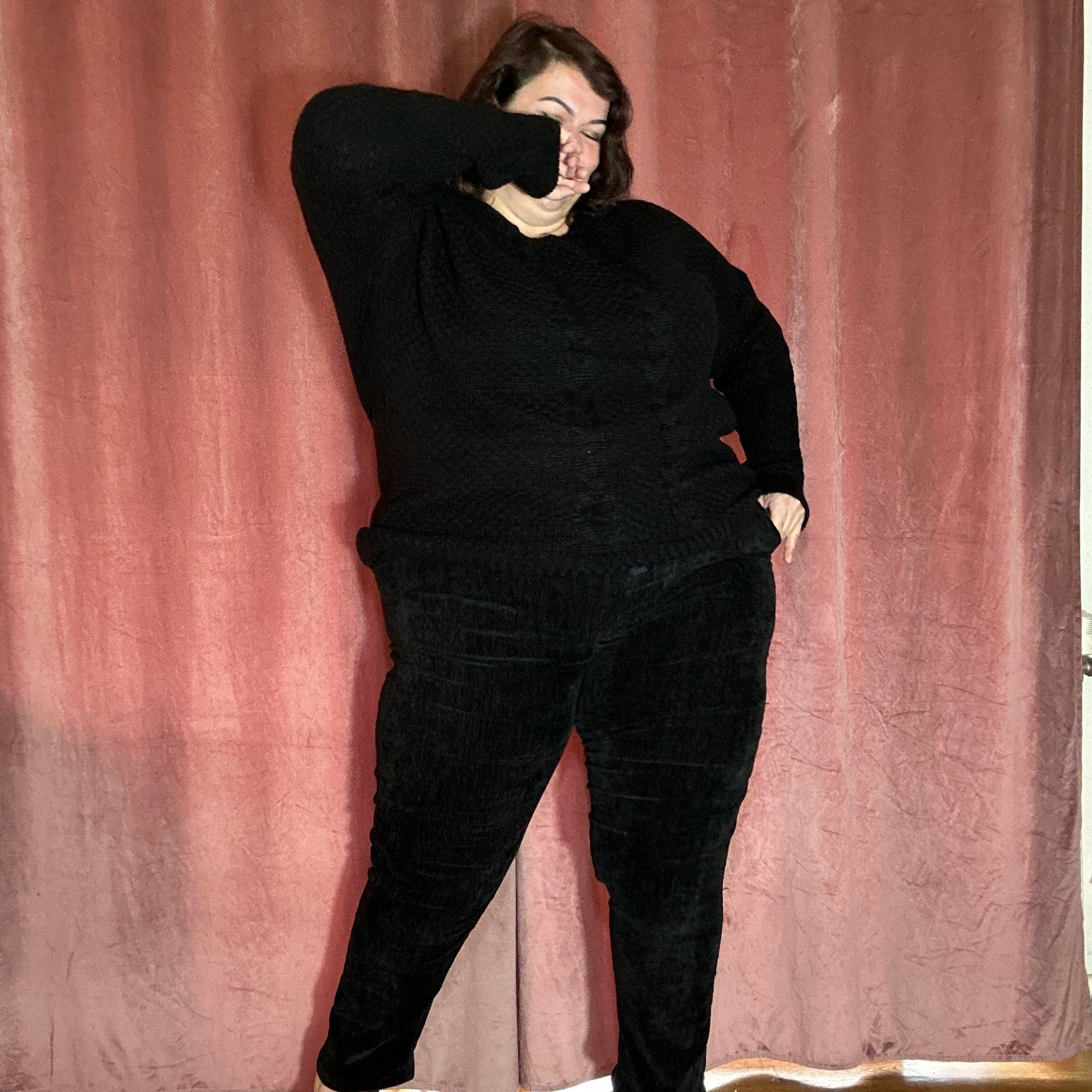 PANTALON EN VELOURS DOUX - NOIR L'indisciplinée