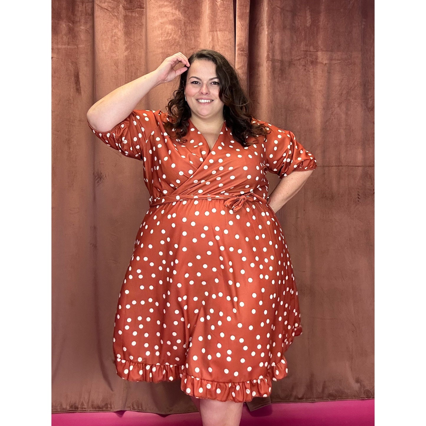 ROBE CACHE-COEUR - POIS BRIQUE