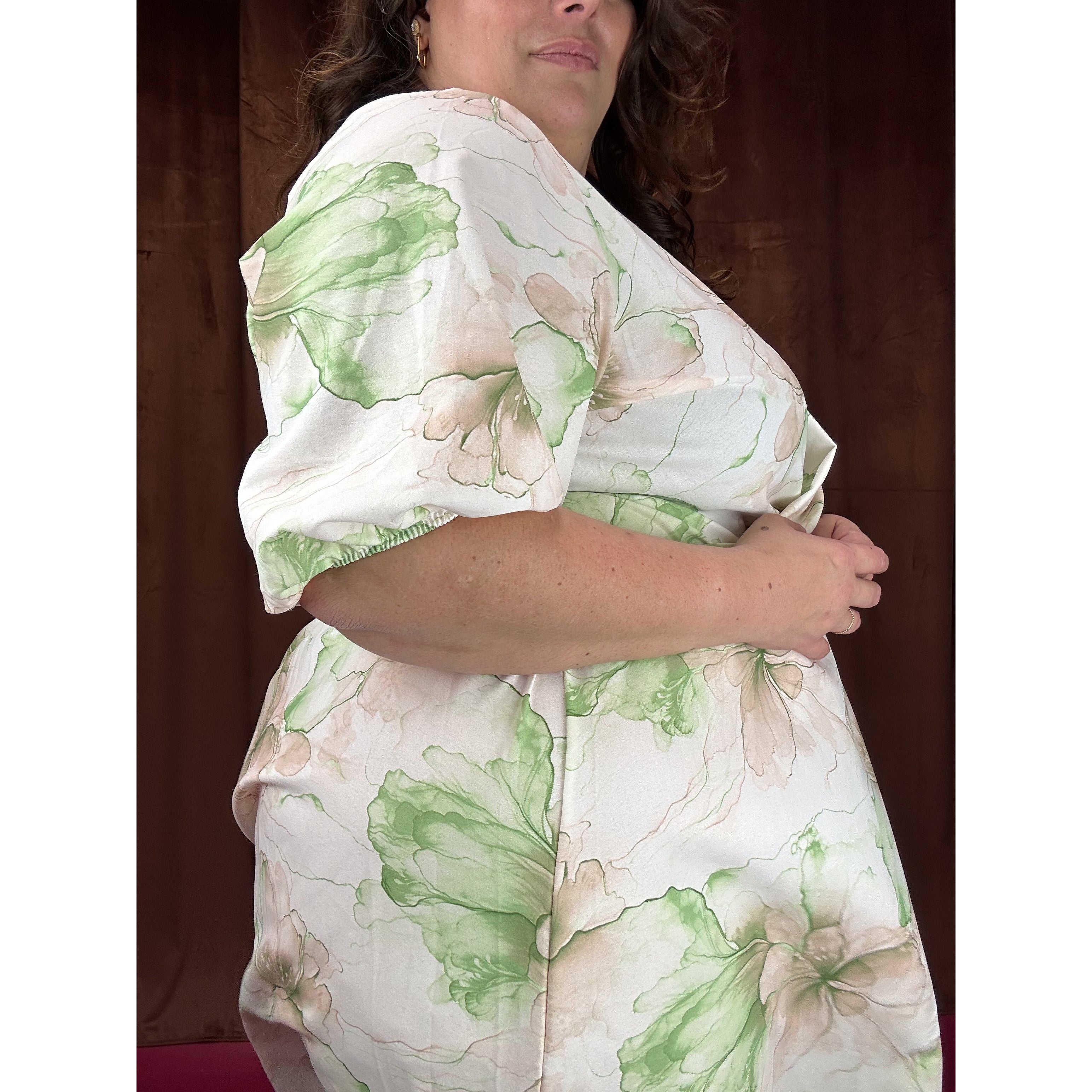 ROBE CACHE-COEUR - JADE