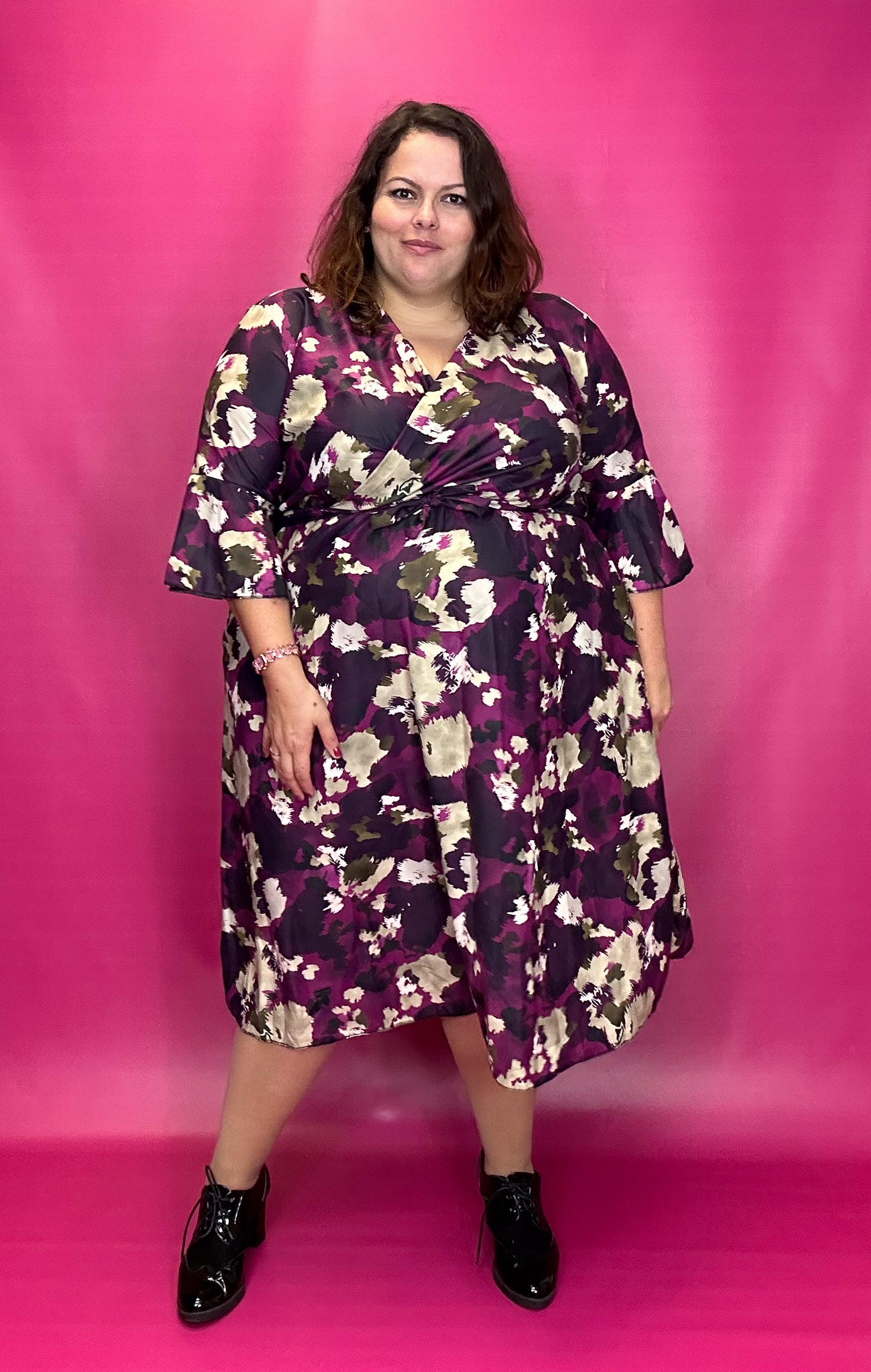 ROBE ECARLATE MOTIF ARMY