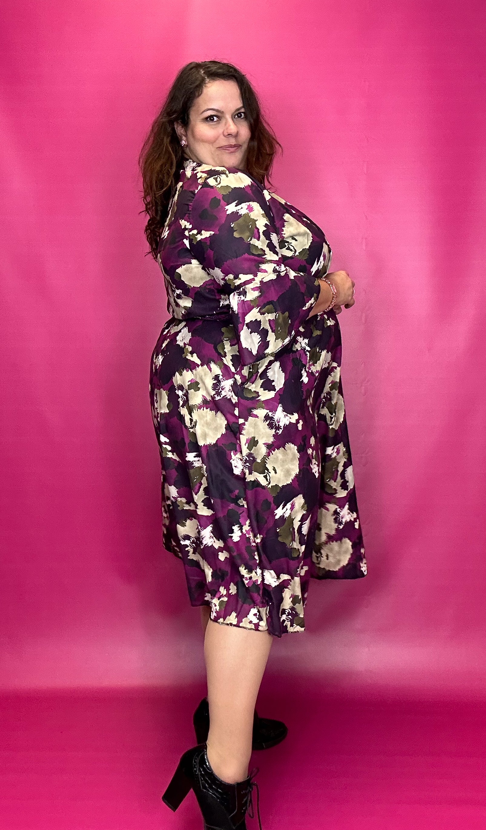ROBE ECARLATE MOTIF ARMY