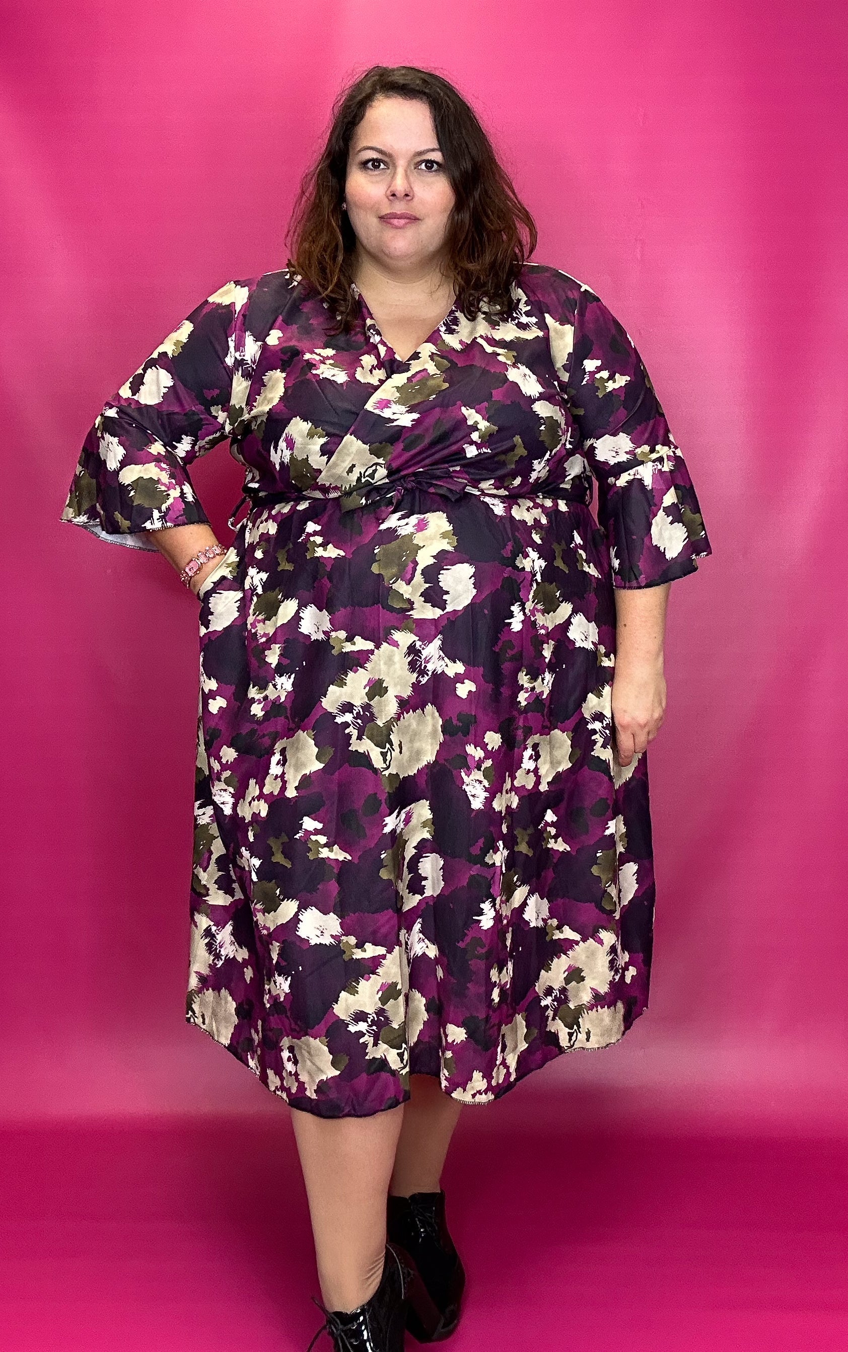 ROBE VIOLETTE MOTIF ARMY L'indisciplinée