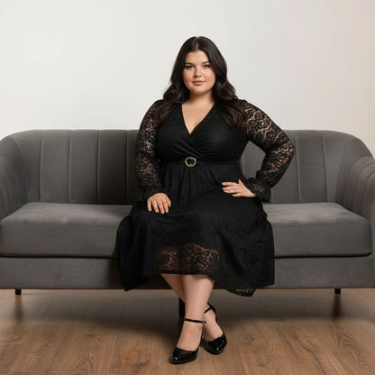 ROBE NOIRE DENTELLE L'indisciplinée