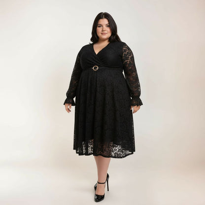 ROBE NOIRE DENTELLE L'indisciplinée