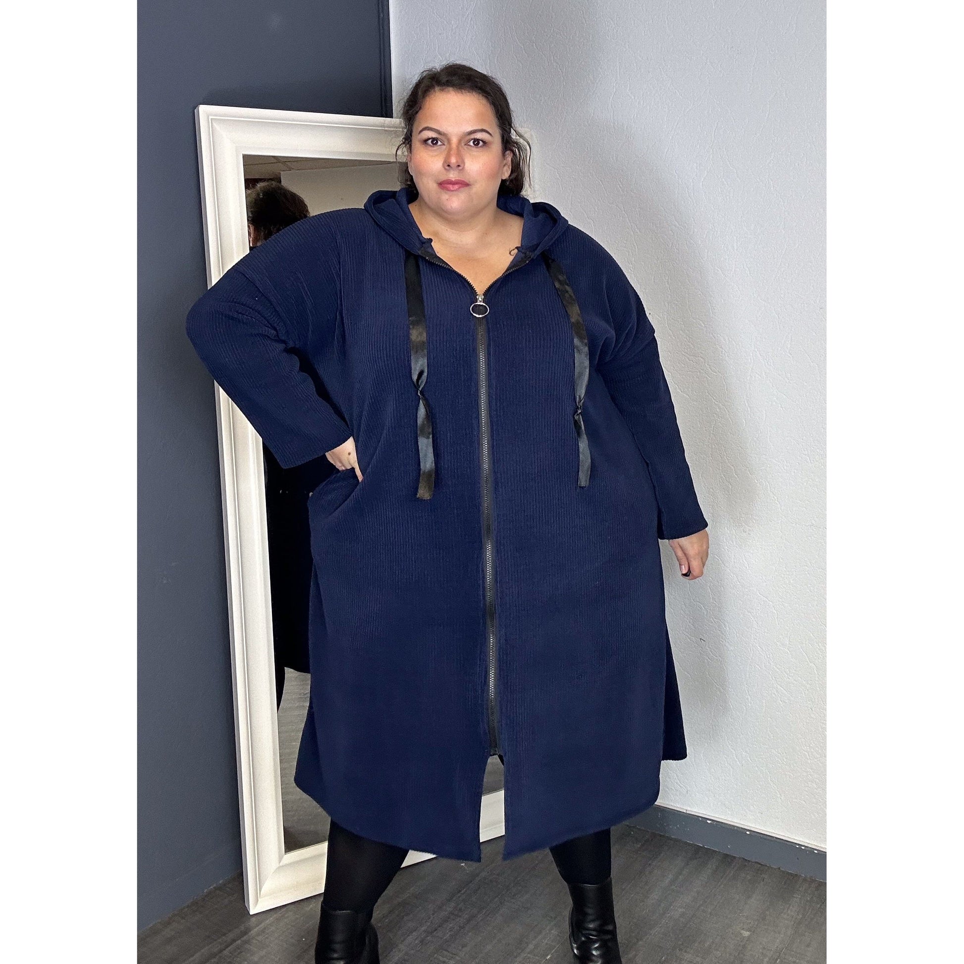 ROBE SWEAT - MARINE L'indisciplinée