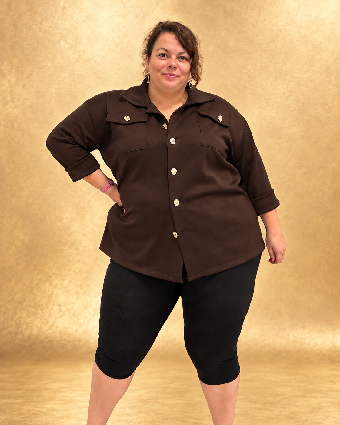 Chemise viscose épaisse chocolat portée de face