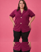 Chemisier fluide fuchsia grande taille porté de face