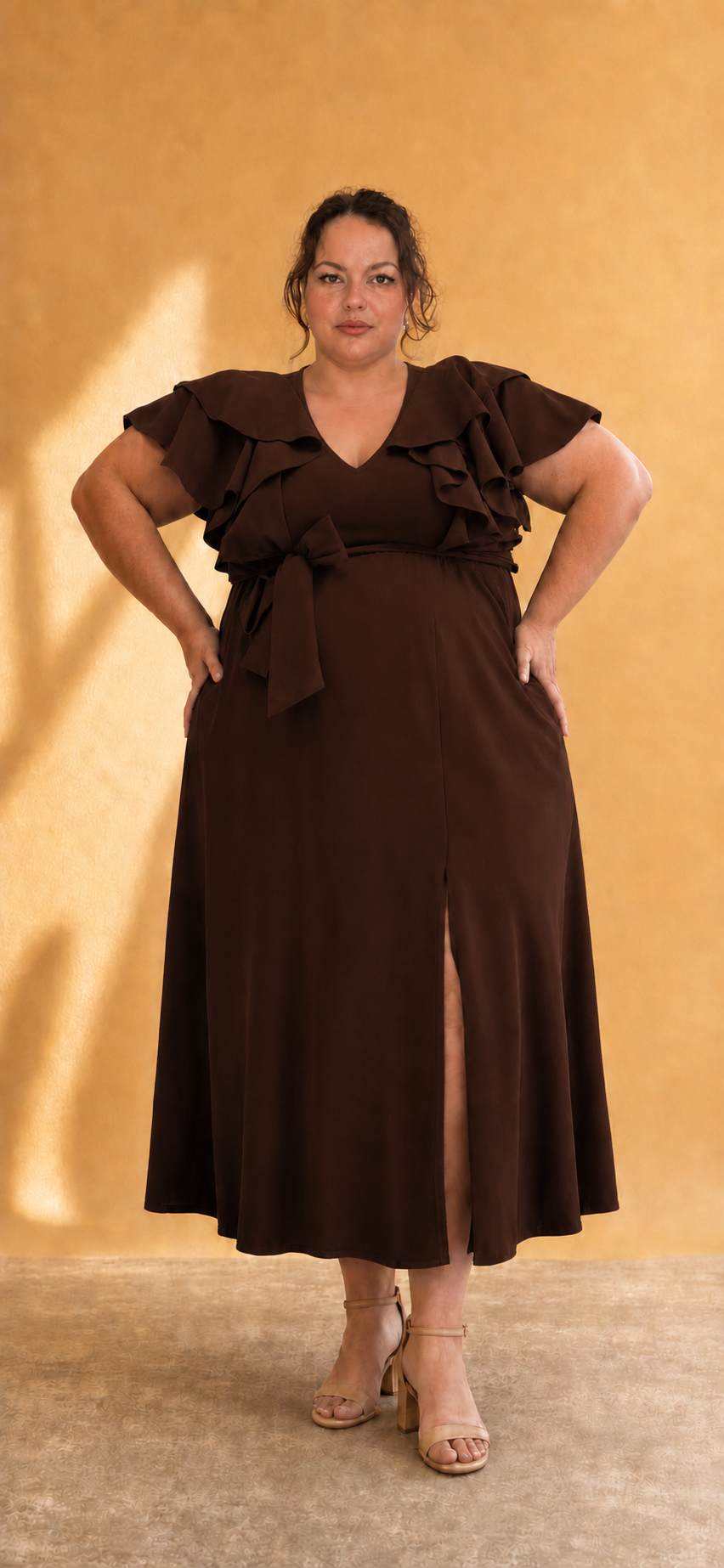 LA ROBE Boss Lady chocolat portée
